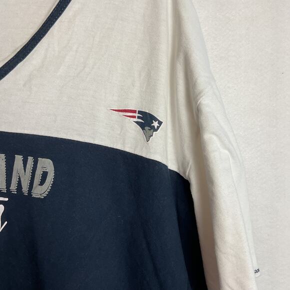 NFL Team Apparel Womens V Neck New England Patriots Logo Tee Short Sleeve 2XL - Picture 5 of 9